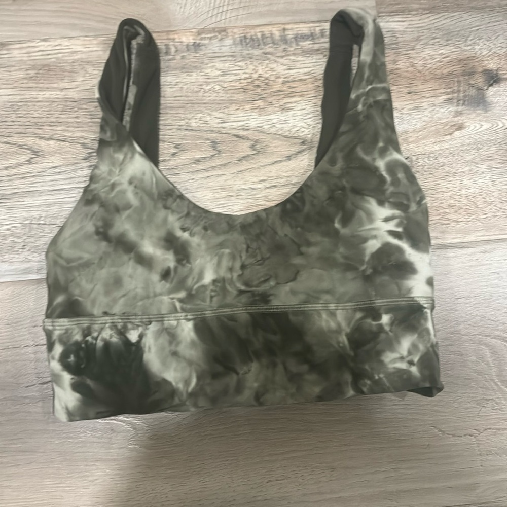 Lululemon Align Reversible Bra *Light Support, A/B Cup
Diamond Dye / Dark Olive